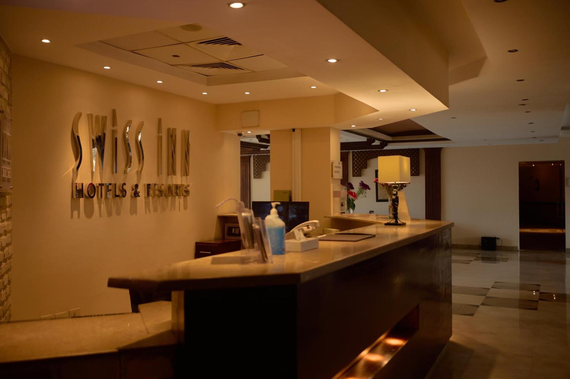 Swiss Inn Plaza Hotel 6th of October City Exterior foto