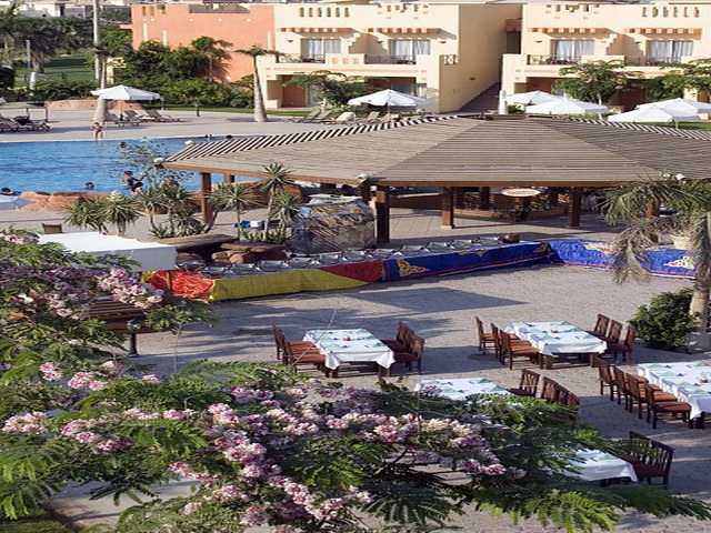 Swiss Inn Plaza Hotel 6th of October City Exterior foto